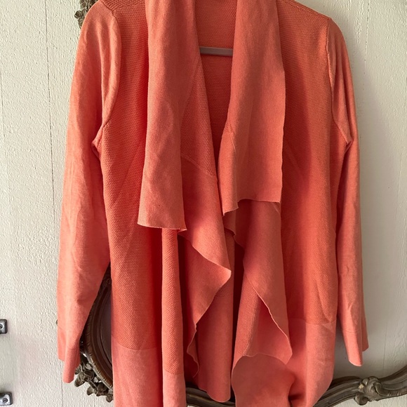 Orange cardigan - Picture 2 of 3